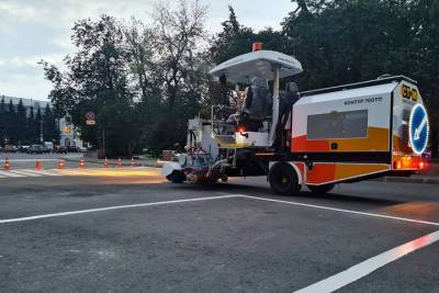 В Брянске обновляют дорожную разметку возле школ к новому учебному году