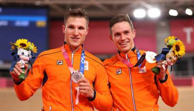Голландец Лаврейсен — олимпийский чемпион по велотреку в спринте