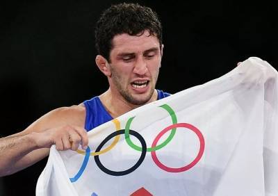 Борец Сидаков принес России 17-е «золото» Олимпиады