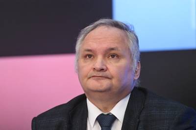 Российский политолог Суздальцев связал свое увольнение из ВШЭ с Лукашенко