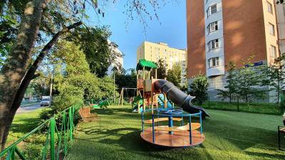 Более 140 дворов благоустроят на юго-востоке Москвы на средства от платных парковок