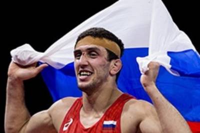 Борец Заурбек Сидаков стал олимпийским чемпионом в Токио