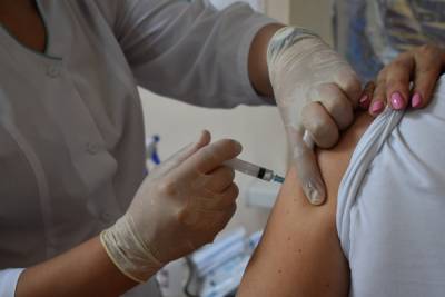 В Донецк доставят еще 90 000 доз вакцины от коронавируса
