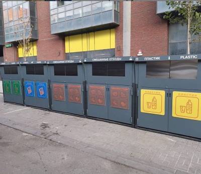 В Ростове на ул. М. Горького установили контейнеры для раздельного сбора мусора