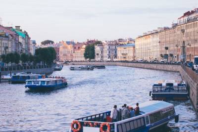 Петербург вошел в топ популярных направлений среди путешественников