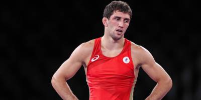 Российский борец Заурбек Сидаков завоевал золото Олимпиады-2020