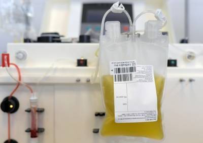 Губернатор Волгоградской области стал донором плазмы для лечения коронавируса