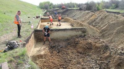 В Воронежской области при раскопках нашли кости и керамику бронзового века