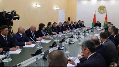 Президент провёл совещание в Гродненском облисполкоме