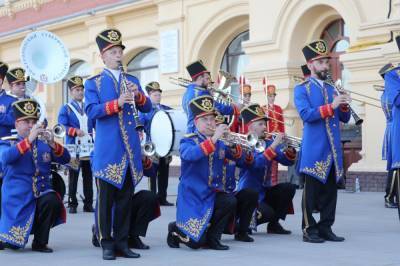 Губернскому оркестру сшили новые костюмы к 800-летию Нижнего Новгорода