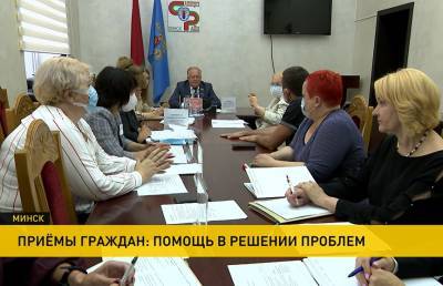 В Минске члены Совета Республики провели прием граждан. С какими вопросами ми обращались люди?