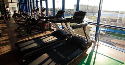 В России с начала пандемии упал спрос на занятия спортом в фитнес-клубах