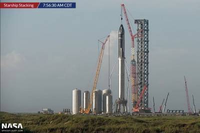 Джефф Безос - SpaceX соединила Super Heavy Booster 4 и Starship 20 для первого орбитального полета. Вместе их длина достигает 120 метров — как тебе такое, Джефф Безос? - itc.ua - Украина