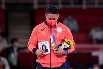 Японец Рио Киюна выиграл золото Олимпиады по карате