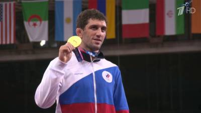 Борец вольного стиля Заурбек Сидаков принес России 17-е золото Олимпиады