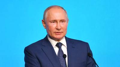 Путин высказался о нехватке программистов в России