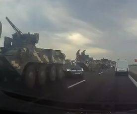 На трассе Киев-Чернигов колонна военной техники попала в ДТП: образовалась километровая пробка. ФОТО