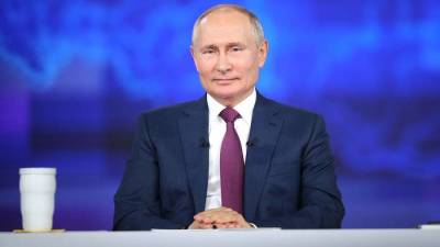 Путин предсказал снижение числа попыток «ущипнуть» Россию в спорте
