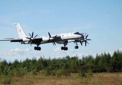 Британские истребители Typhoon перехватили российские Ту-142