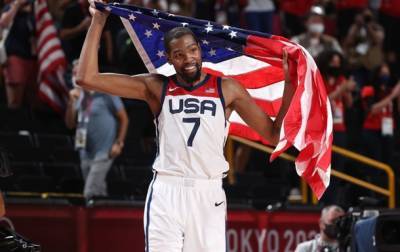 Сборная США - олимпийский чемпион по баскетболу