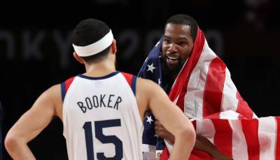 Сборная США выиграла олимпийский турнир по баскетболу