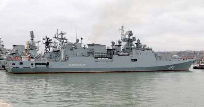 Российский фрегат "Адмирал Эссен" проходит проливы Босфор и Дарданеллы