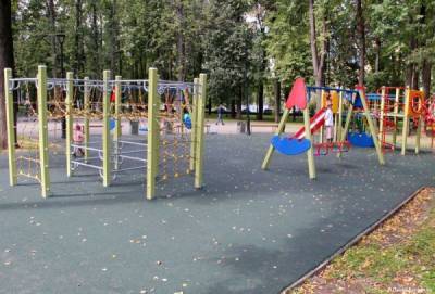 В Перми в саду Декабристов появилась спортивная и детская площадка
