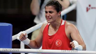 Турчанка Сурменели выиграла олимпийское золото в женском боксе