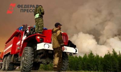 Лесные пожары в Якутии подошли к нефтебазе и жилью