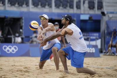 Россияне завоевали первую олимпийскую медаль в пляжном волейболе