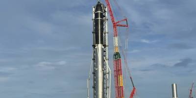 SpaceX собрала самую большую ракету в истории
