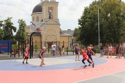 В Туле разыгрывают Кубок администрации города по уличному баскетболу