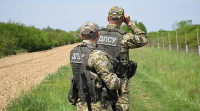 Украинские пограничники задержали нелегалов на стыке между Россией и Беларусью