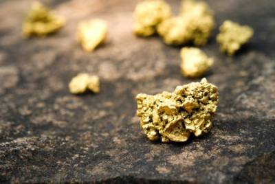 Объем добычи золота на шахтах в 1 полугодии стал крупнейшим с 2000 года