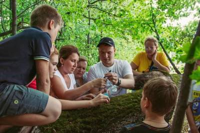 Незабываемые выходные. Как ульяновские семьи искали сладости в лесу и устроили дискотеку у озера