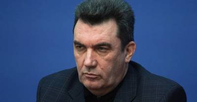Глава СНБО назвал причастных к "уничтожению" Украины