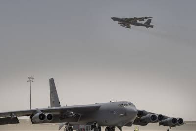 США направили в Афганистан бомбардировщики B-52