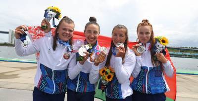 Женская байдарка-четверка выиграла серебро Олимпиады, у гимнастки Алины Горносько - бронза