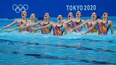 Великолепная восьмёрка: российские синхронистки сделали золотой дубль на Играх в Токио в самый нужный момент