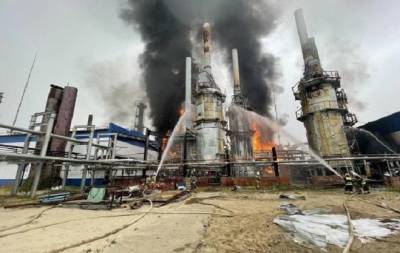 Выясняются причины пожара на заводе Газпрома