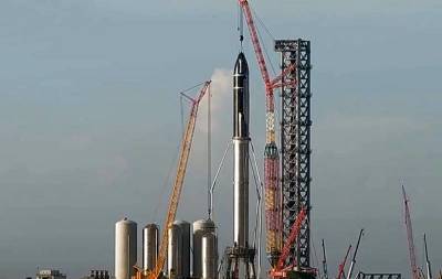 SpaceX собрала самую большую ракету в истории человечества