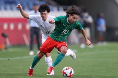 Футбол на ОИ: Мексика обыграла Японию в матче за бронзу