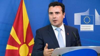 Премьер Северной Македонии прервал отпуск, чтобы лично контролировать ситуацию с пожарами