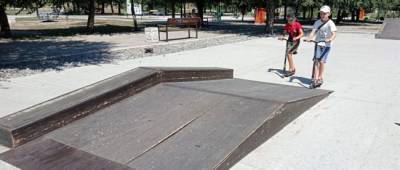 В фигурах парка для скейтбордистов в Северодонецке появились трещины