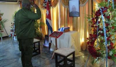 Фидель Кастро - Генеральская корона: Почему убийства крупных военачальников на Кубе боевым вирусом реальны - reendex.ru - Куба