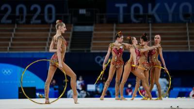 Сборная РФ по художественной гимнастике завоевала серебро на Олимпиаде