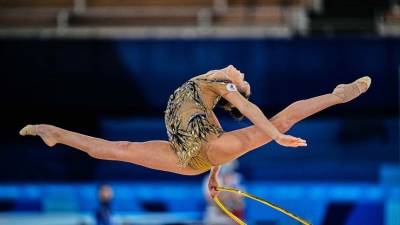 Сборная России по художественной гимнастике завоевала серебро ОИ в групповом многоборье