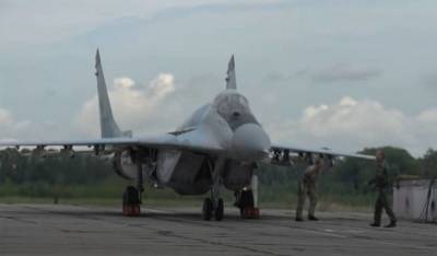 На Украине заявили о «перехвате» истребителем МиГ-29 самолёта Ан-2 близ румынской границы