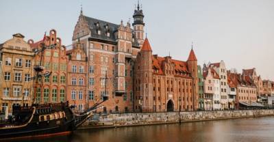 Более половины иностранцев с видом на жительство в Польше оказались украинцами