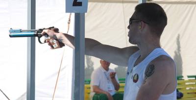 Белорус Илья Полозков идет третьим после двух видов олимпийского турнира пятиборцев